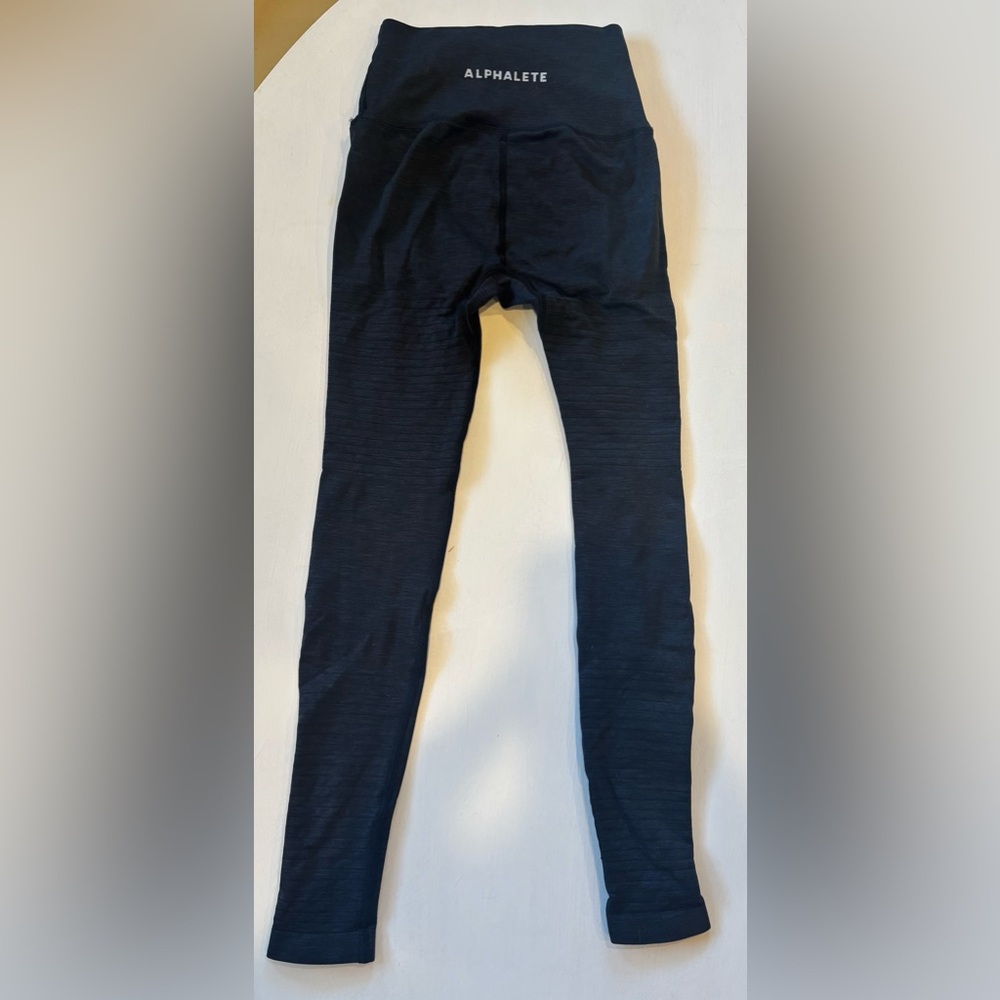 ALPHALETE Black Leggings- size XS